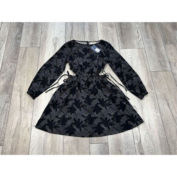 Universal Thread cut out sides black floral linen knee length dress size S - Picture 1 of 13